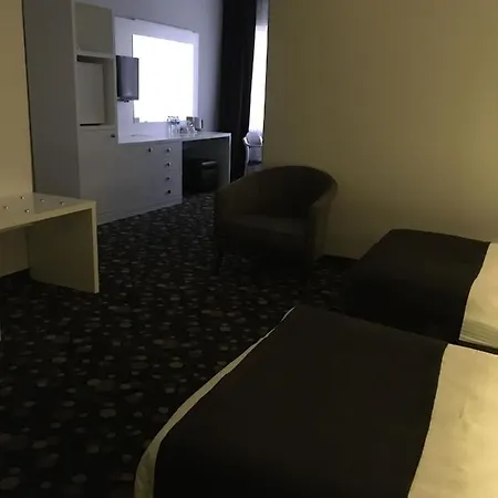 اكين بريستيج 4* بانديرما