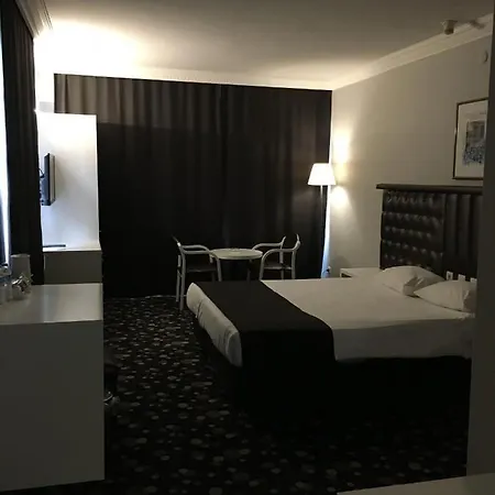 Eken Prestige Otel